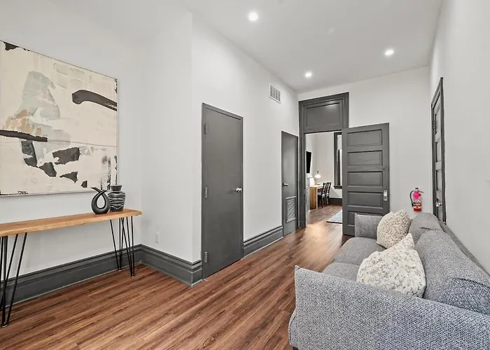 Cozy&modern 2bdr Apartment *