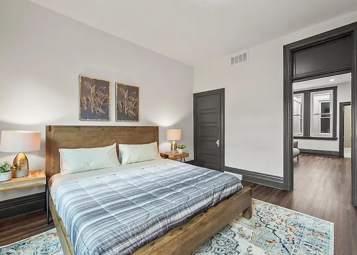 Cozy&modern 2bdr * Pittsburgh
