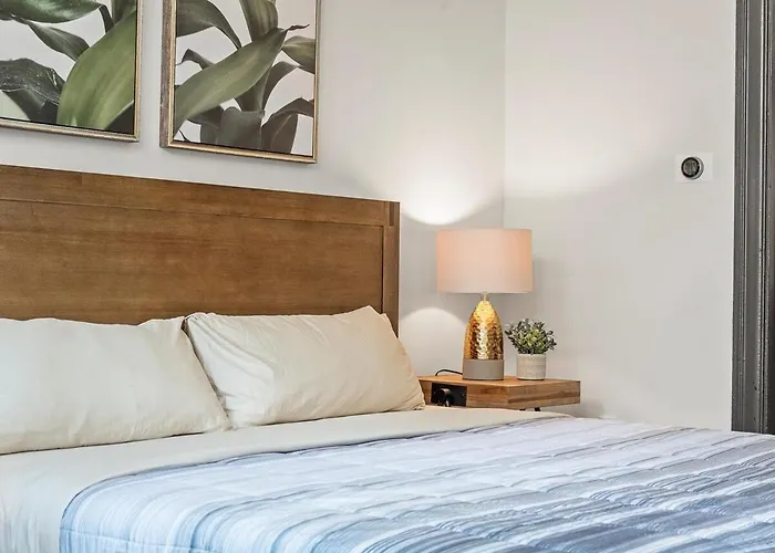 Cozy&modern 2bdr Apartment *